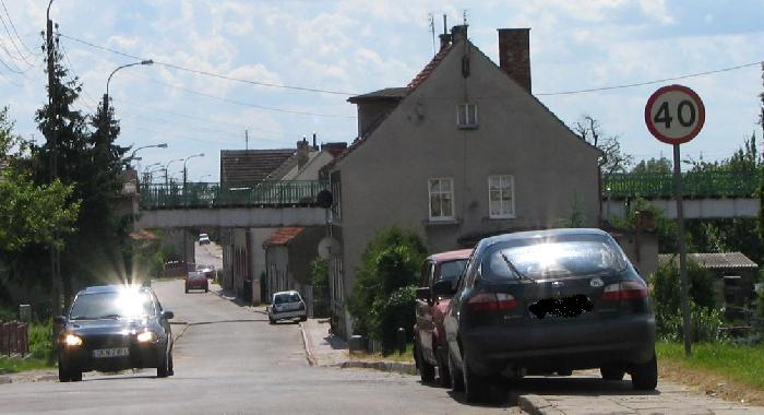 most kolejowy nad ul.Drzymaly.jpg