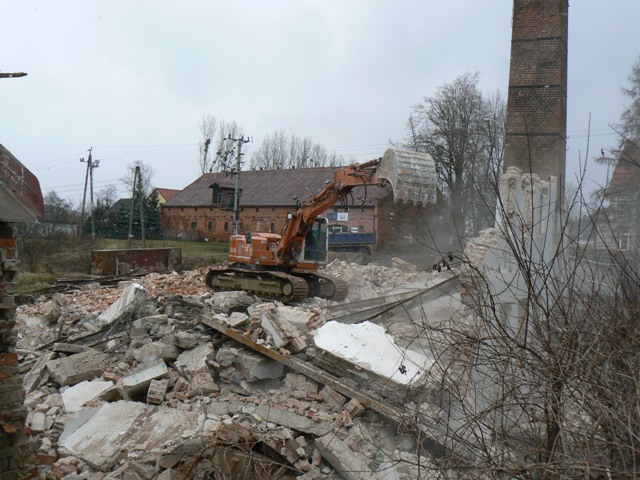 Rozbiórka w Górkach.jpg