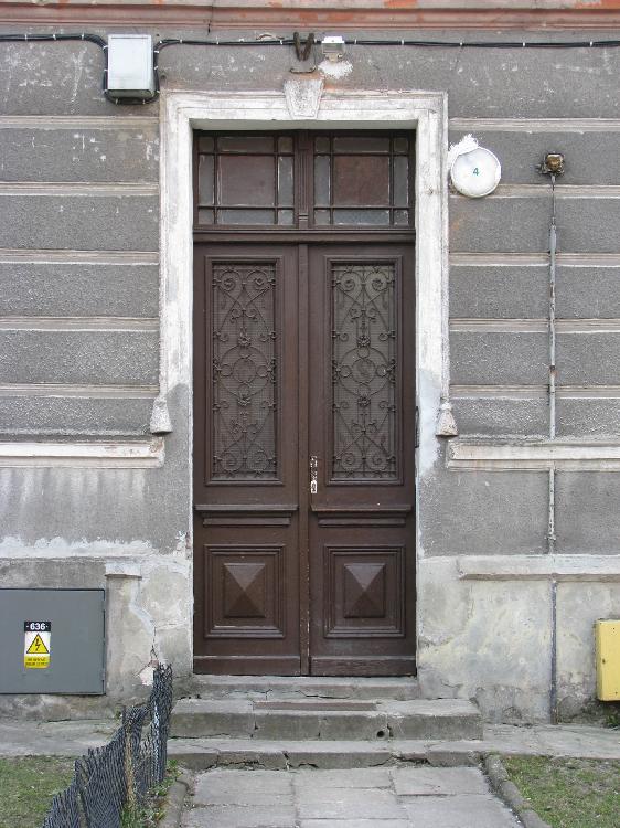 drzwi_11-go Listopada.JPG