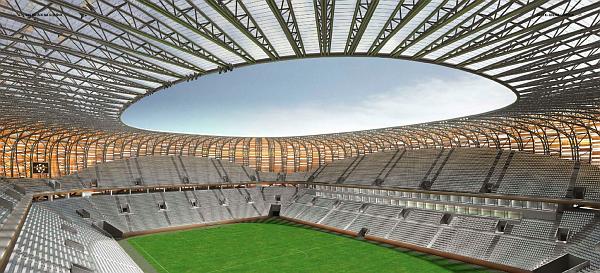 Gdańsk wnętrze stadionu.jpg