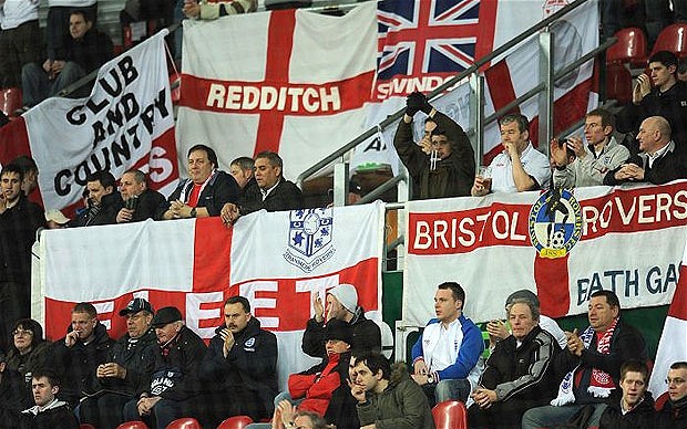England-supporters_1822459i.jpg