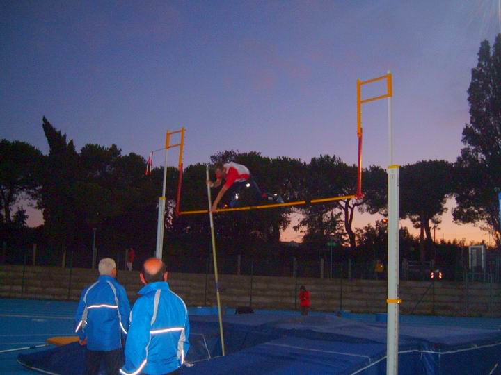 Jerry- skok o tyczce na 3 m.jpg